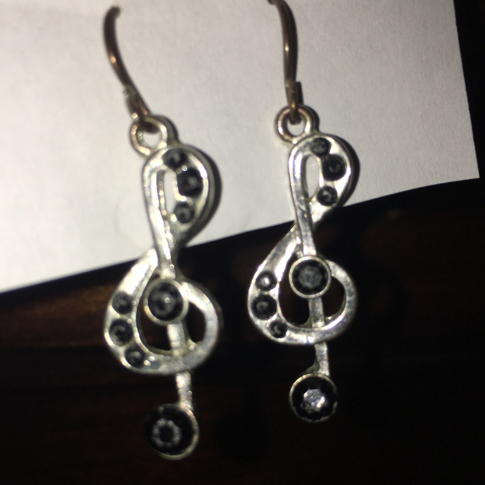 Treble clef earrings